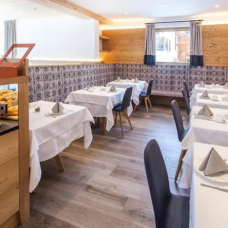 Hotel Garni Broi - Charme & Relax 3* Selva di Val Gardena